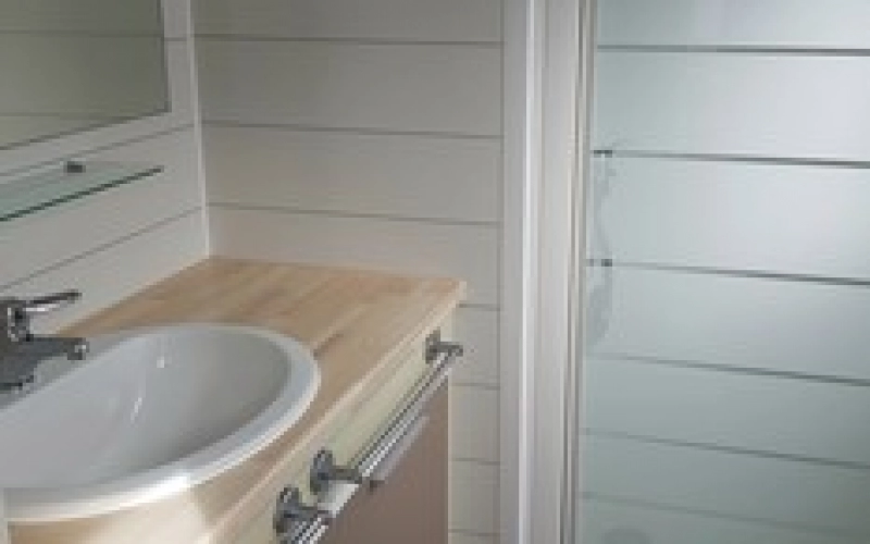 Salle de bain  mobil-home en Normandie